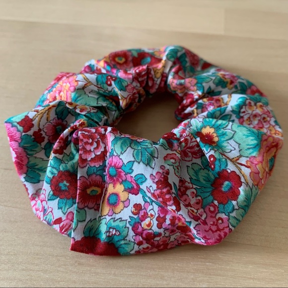 Handmade Floral Scrunchie - Picture 2 of 3